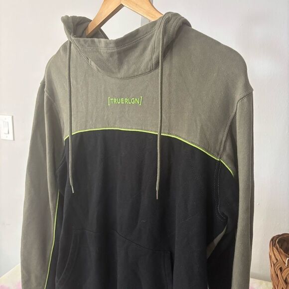 True Religion Men's Black and Olive Hoodie color block men’s medium EUC - Picture 3 of 5
